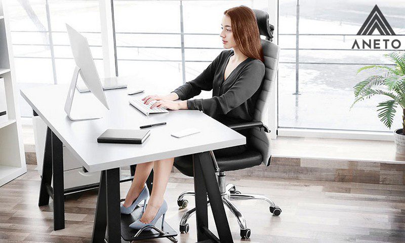 Tư thế ngồi đúng khi làm việc với máy tính Tư thế ngồi đúng khi làm việc với máy tính