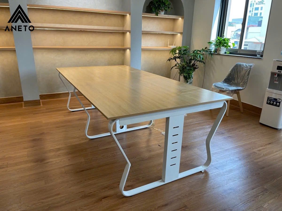 Bàn họp 2m – Giải pháp tối ưu cho không gian họp vừa và nhỏ