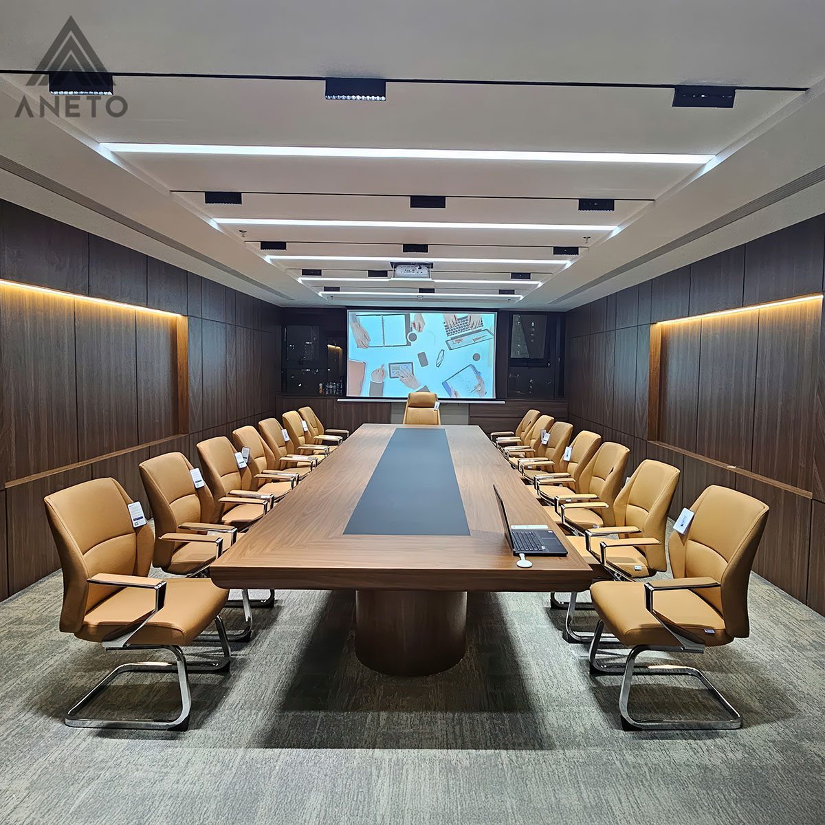 Bàn Họp – Nơi Kiến Tạo Quyết Sách Và Nuôi Dưỡng Văn Hóa Doanh Nghiệp