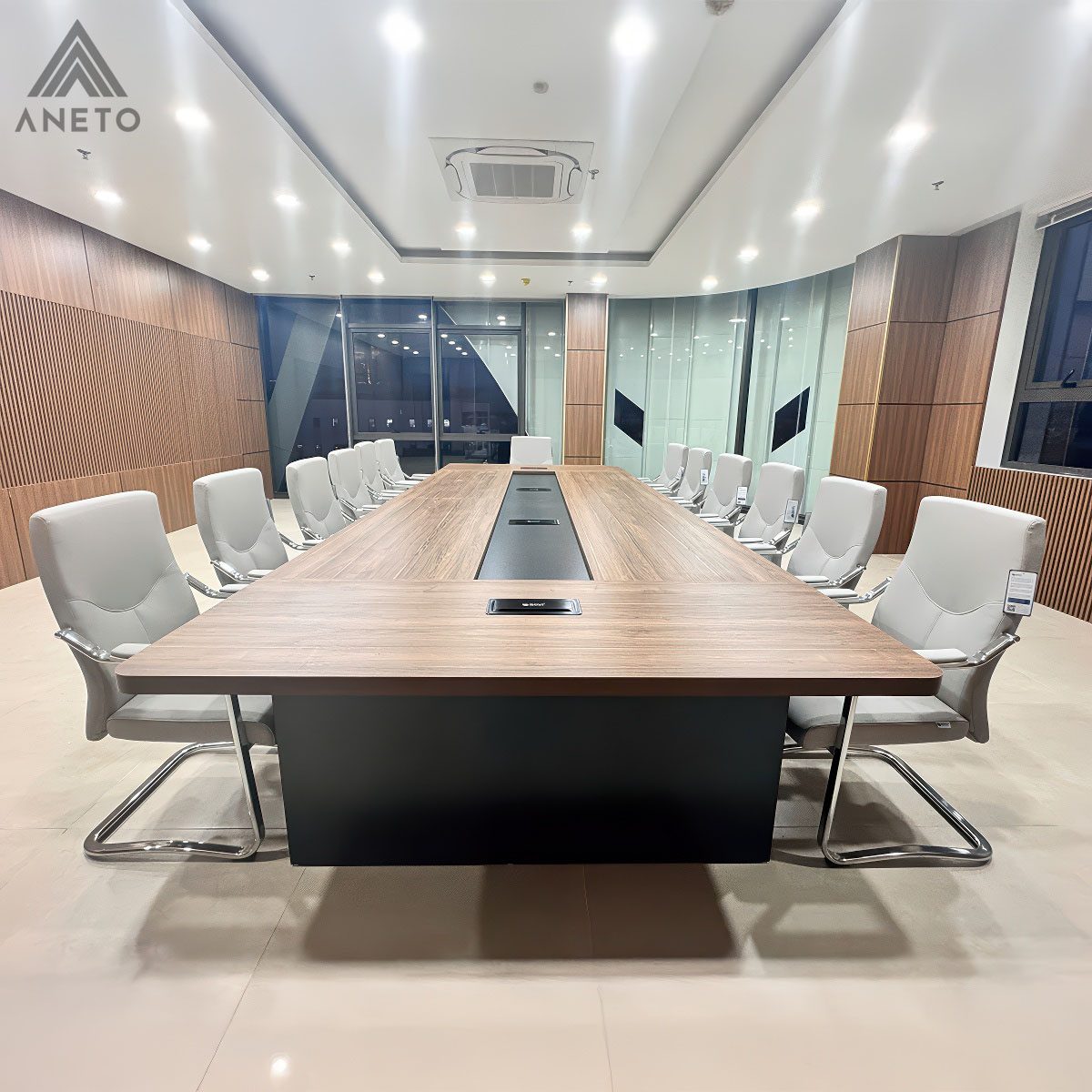 Bàn Họp – Nơi Kiến Tạo Quyết Sách Và Nuôi Dưỡng Văn Hóa Doanh Nghiệp