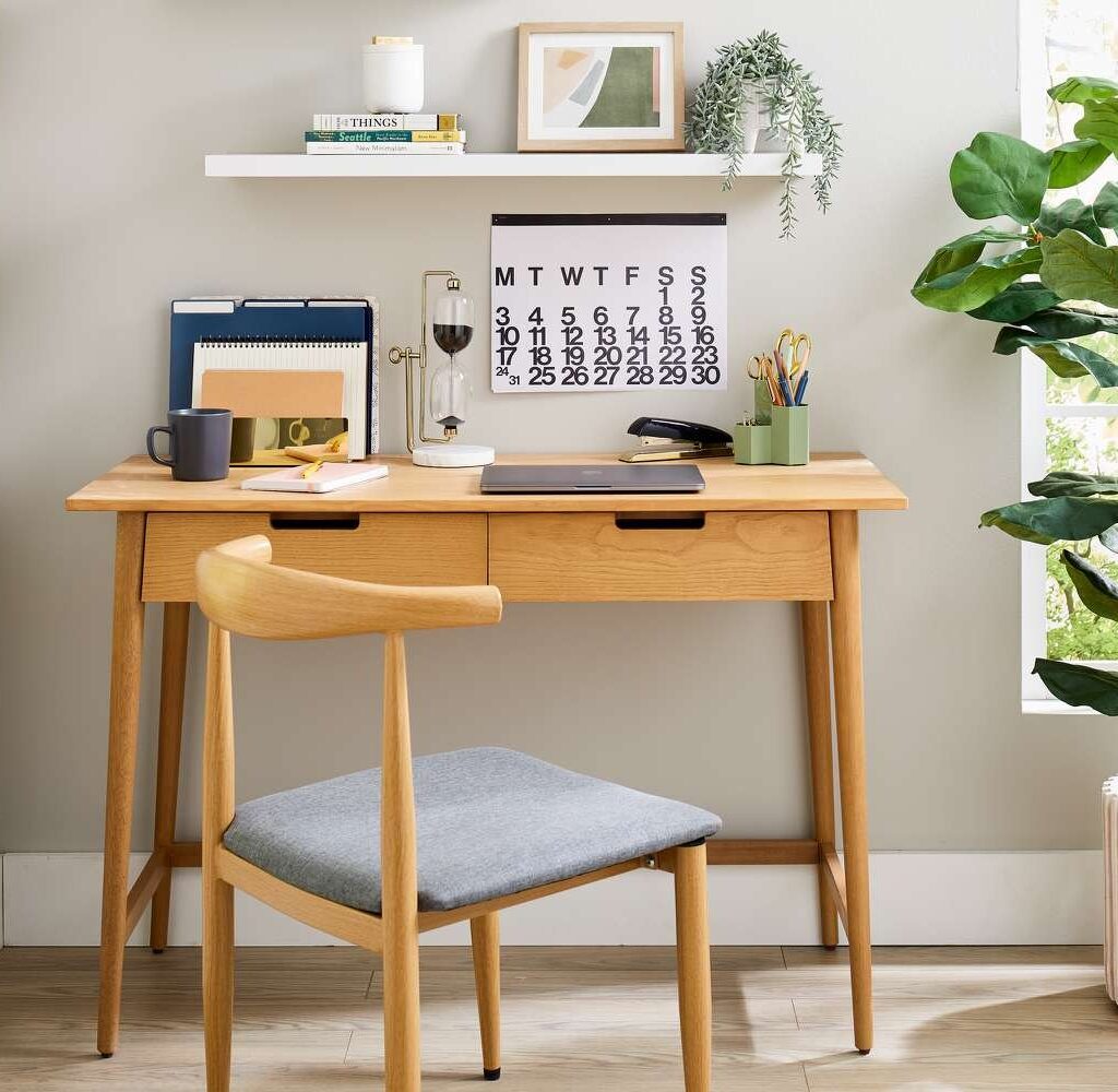 Bí quyết trang trí góc làm việc và học tập đầy cảm hứng tại nhà Bí quyết trang trí góc làm việc và học tập đầy cảm hứng tại nhà