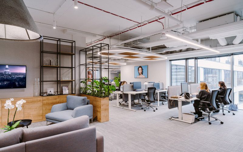 Thiết kế văn phòng hybrid – Xu hướng tất yếu của kỷ nguyên làm việc linh hoạt Thiết kế văn phòng hybrid – Xu hướng tất yếu của kỷ nguyên làm việc linh hoạt