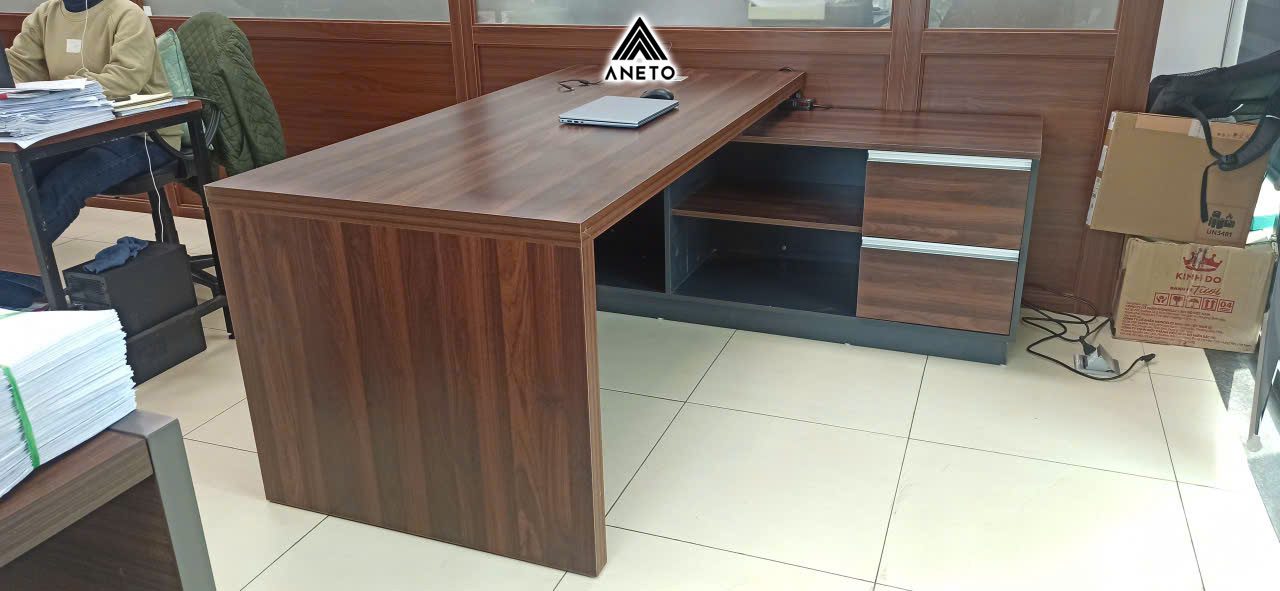 Bàn Giao Trọn Gói Bàn Ghế Giám Đốc Cao Cấp Tại Công Ty Cổ Phần Nước Sạch Tây Hà Nội Bàn Giao Trọn Gói Bàn Ghế Giám Đốc Cao Cấp Tại Công Ty Cổ Phần Nước Sạch Tây Hà Nội