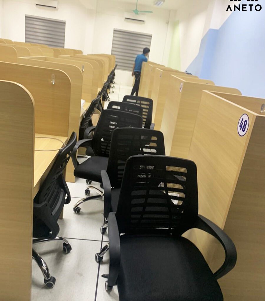 Cách lựa chọn bàn ghế văn phòng chuẩn khoa học giúp tăng năng suất và bảo vệ sức khỏe