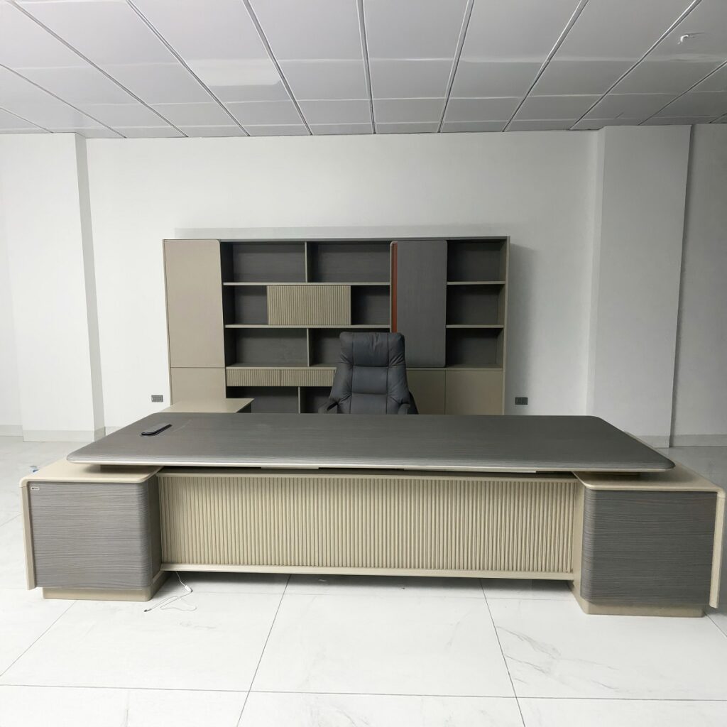 6 mẫu bàn giám đốc nhập khẩu được khách chọn nhiều nhất năm nay 6 mẫu bàn giám đốc nhập khẩu được khách chọn nhiều nhất năm nay