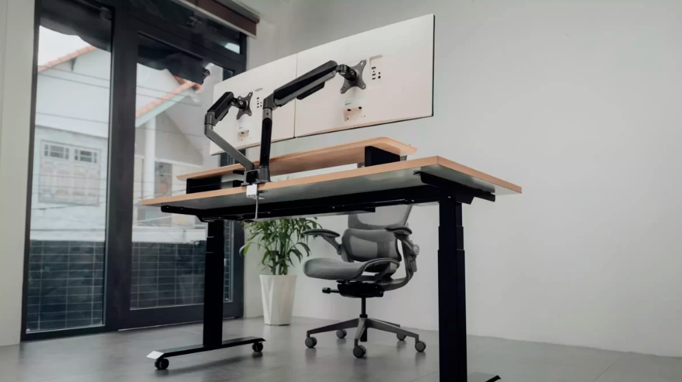 Ứng dụng nguyên tắc công thái học trong setup góc làm việc hiệu quả Ứng dụng nguyên tắc công thái học trong setup góc làm việc hiệu quả